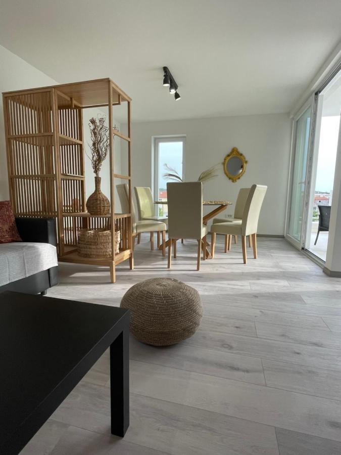 Vila Regina Apartment Regina With Swimming Pool يزيرا المظهر الخارجي الصورة